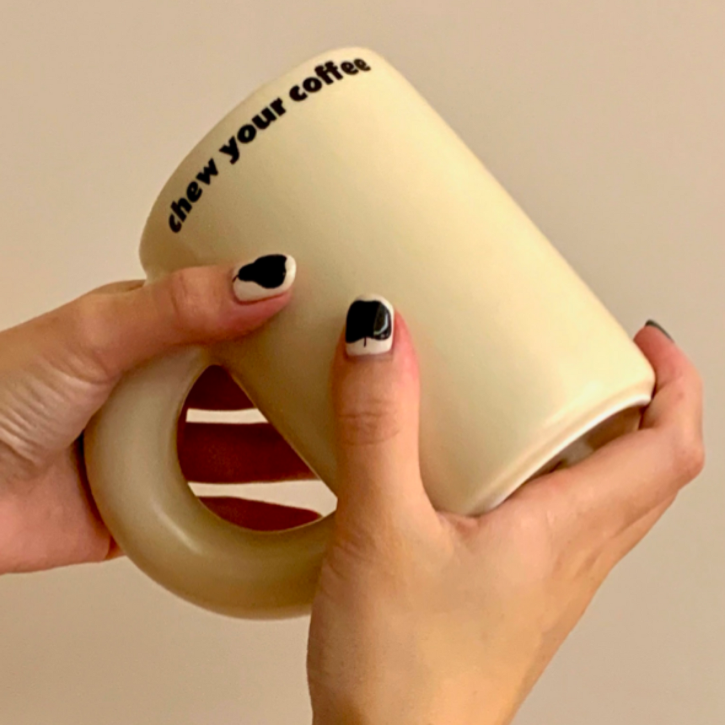 MACARONI MUG - CHEW YOUR COFFEE