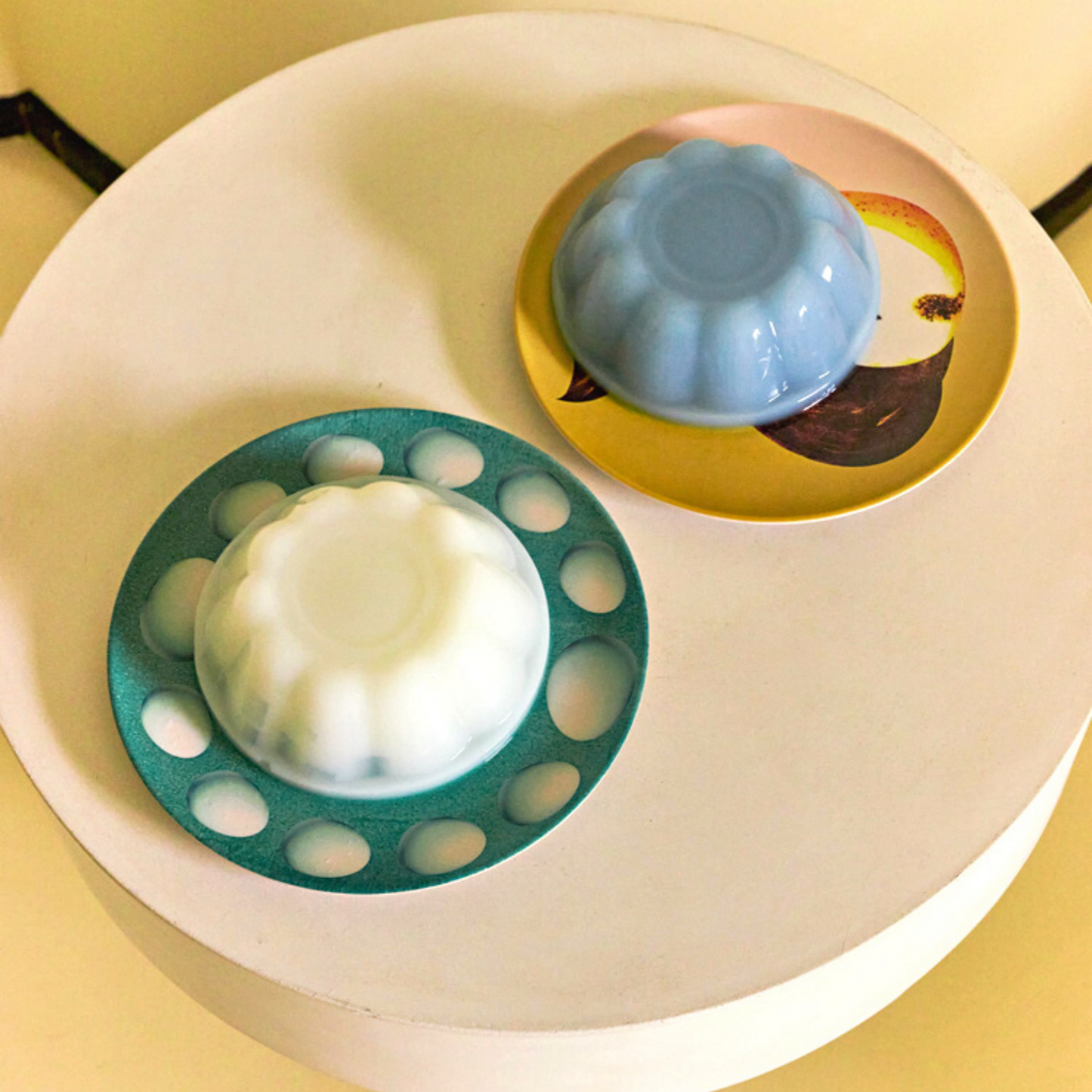 EGG & PEAR PLATE SET